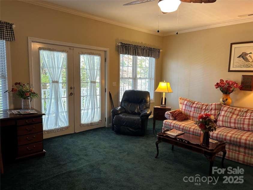 89 Memory Lane, Saluda, NC 28773.  MLS# CAR4314007, YatesRealty ID 17265. 
