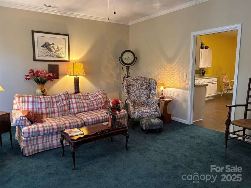 89 Memory Lane, Saluda, NC 28773.  MLS# CAR4314007, YatesRealty ID 17265. 