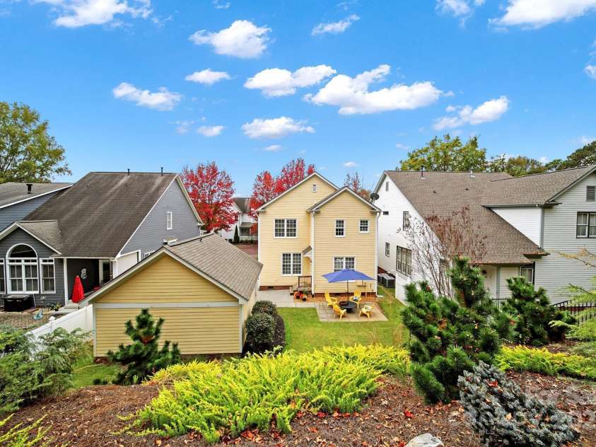 1360 Barnett Woods, Fort Mill, SC 29708.  MLS# CAR4193602, YatesRealty ID 17266. 