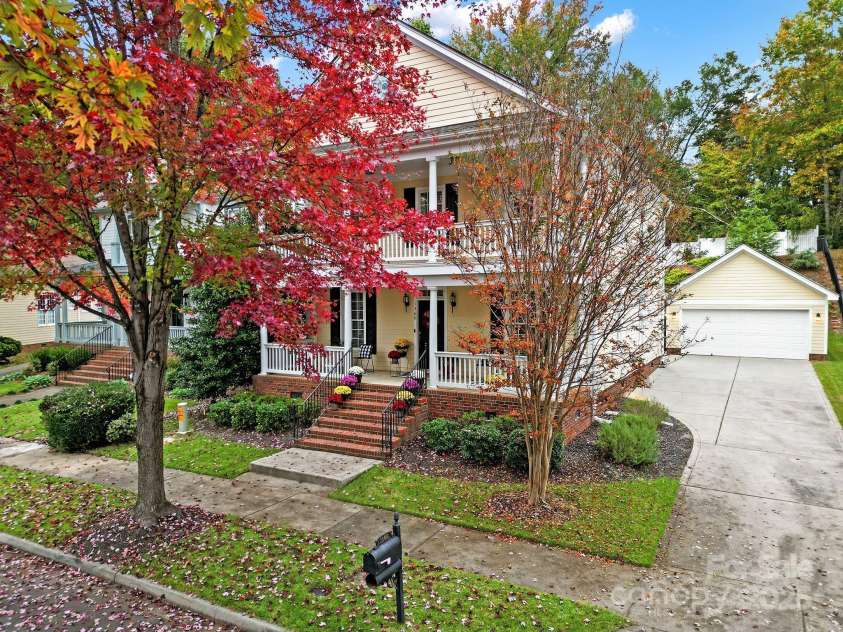 1360 Barnett Woods, Fort Mill, SC 29708.  MLS# CAR4193602, YatesRealty ID 17266. 