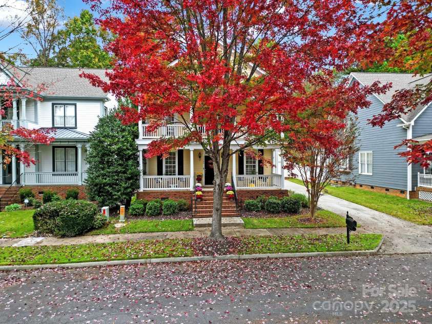 1360 Barnett Woods, Fort Mill, SC 29708.  MLS# CAR4193602, YatesRealty ID 17266. 