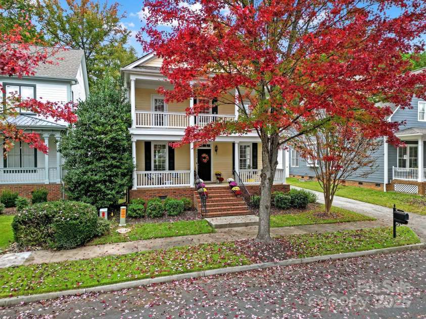 1360 Barnett Woods, Fort Mill, SC 29708.  MLS# CAR4193602, YatesRealty ID 17266. 