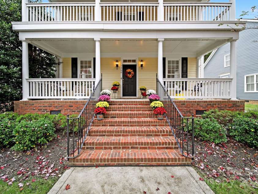1360 Barnett Woods, Fort Mill, SC 29708.  MLS# CAR4193602, YatesRealty ID 17266. 