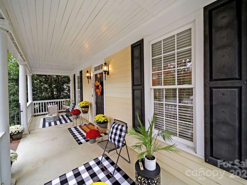 1360 Barnett Woods, Fort Mill, SC 29708.  MLS# CAR4193602, YatesRealty ID 17266. 