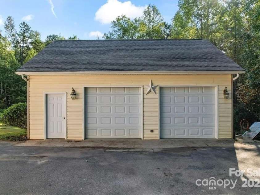 2720 Lentz Road, China Grove, NC 28023.  MLS# CAR4332747, YatesRealty ID 17266. 