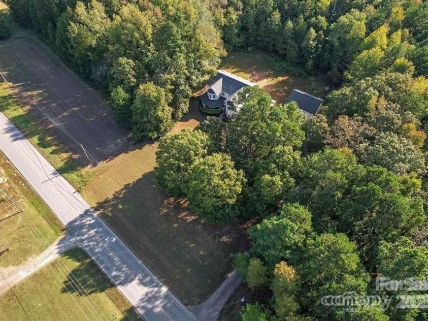 2720 Lentz Road, China Grove, NC 28023.  MLS# CAR4332747, YatesRealty ID 17266. 
