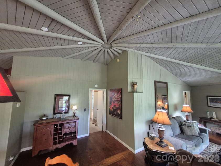 623 Country Club Drive, Canton, NC 28716.  MLS# CAR4373615, YatesRealty ID 17267. 