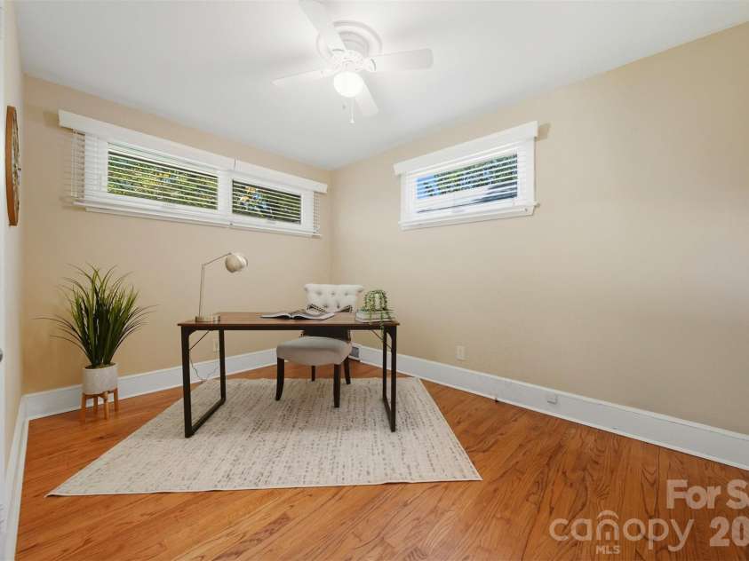 4583 Woodlark Lane, Charlotte, NC 28211.  MLS# CAR4300827, YatesRealty ID 17268. 