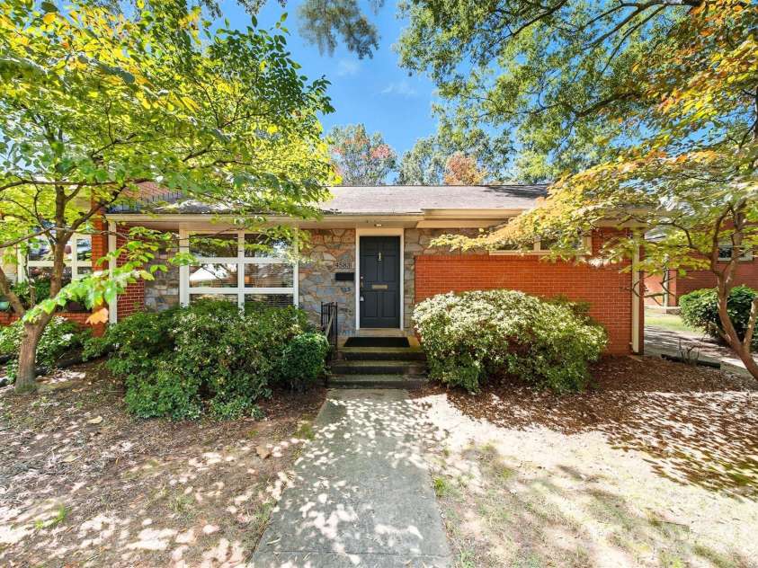 4583 Woodlark Lane, Charlotte, NC 28211.  MLS# CAR4300827, YatesRealty ID 17268. 