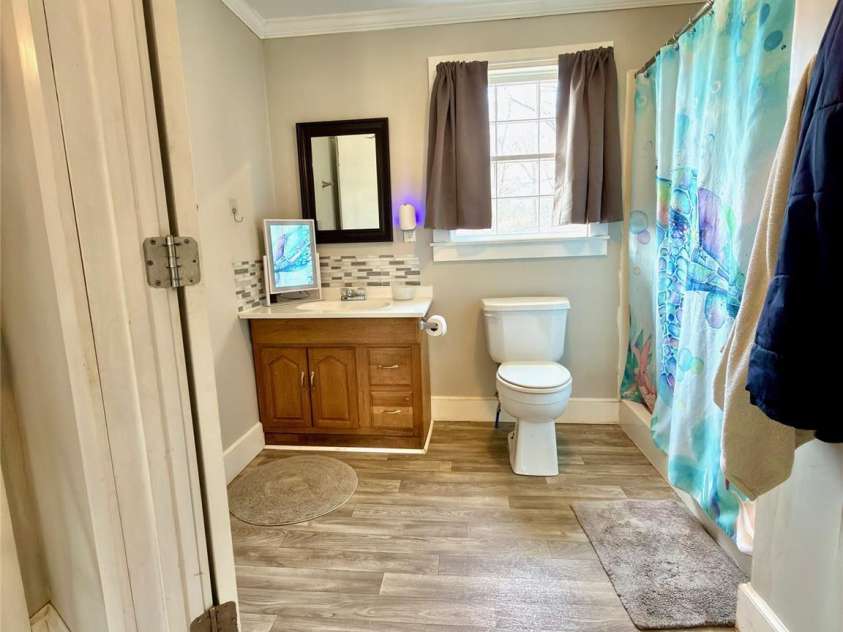 137 Clements Road, Rutherfordton, NC 28139.  MLS# CAR4342491, YatesRealty ID 17269. Bathroom