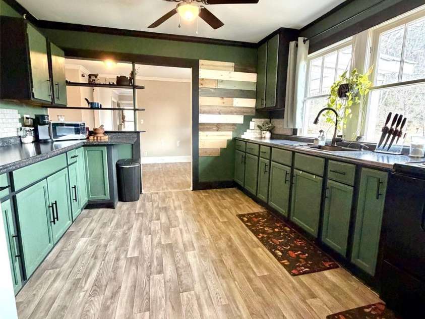 137 Clements Road, Rutherfordton, NC 28139.  MLS# CAR4342491, YatesRealty ID 17269. Kitchen