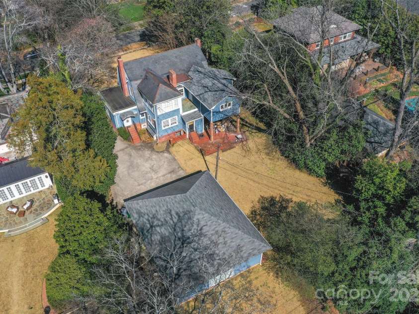 2300 Hopedale Avenue, Charlotte, NC 28207.  MLS# CAR4210001, YatesRealty ID 1727. 