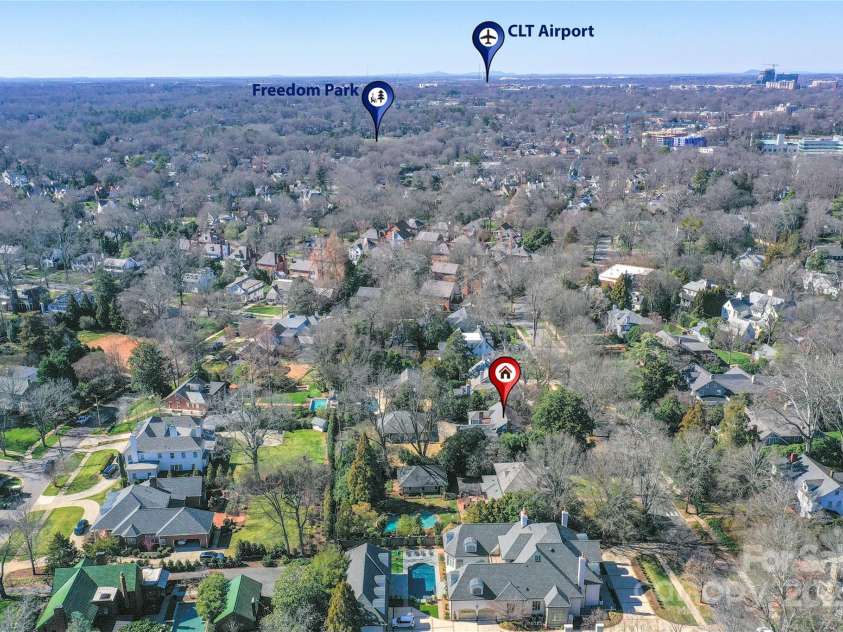 2300 Hopedale Avenue, Charlotte, NC 28207.  MLS# CAR4210001, YatesRealty ID 1727. 