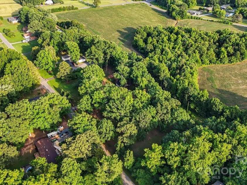 603 Sunnybrook Drive, Monroe, NC 28110.  MLS# CAR4255987, YatesRealty ID 17270. 