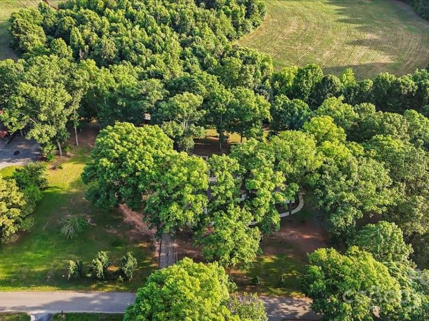 603 Sunnybrook Drive, Monroe, NC 28110.  MLS# CAR4255987, YatesRealty ID 17270. 