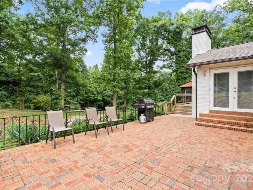 603 Sunnybrook Drive, Monroe, NC 28110.  MLS# CAR4255987, YatesRealty ID 17270. 