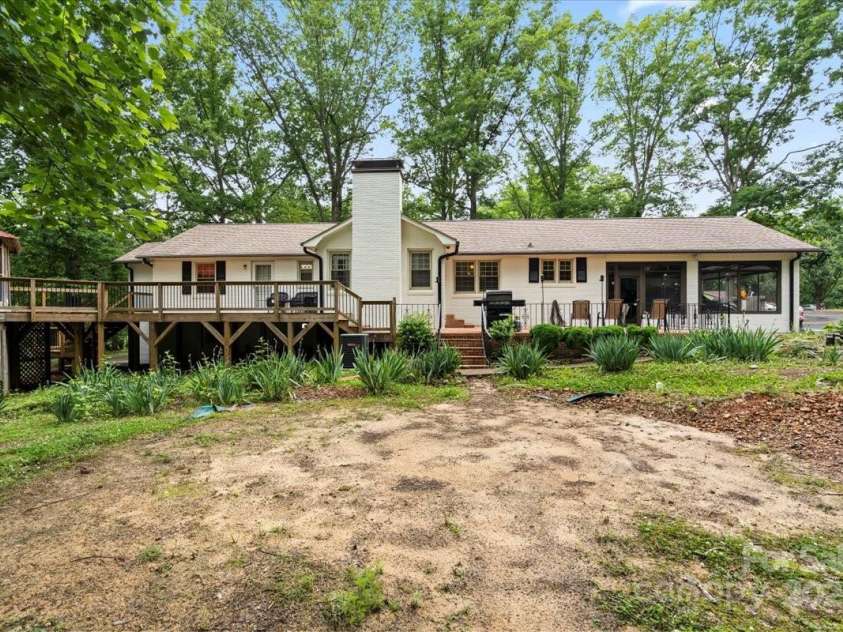 603 Sunnybrook Drive, Monroe, NC 28110.  MLS# CAR4255987, YatesRealty ID 17270. 