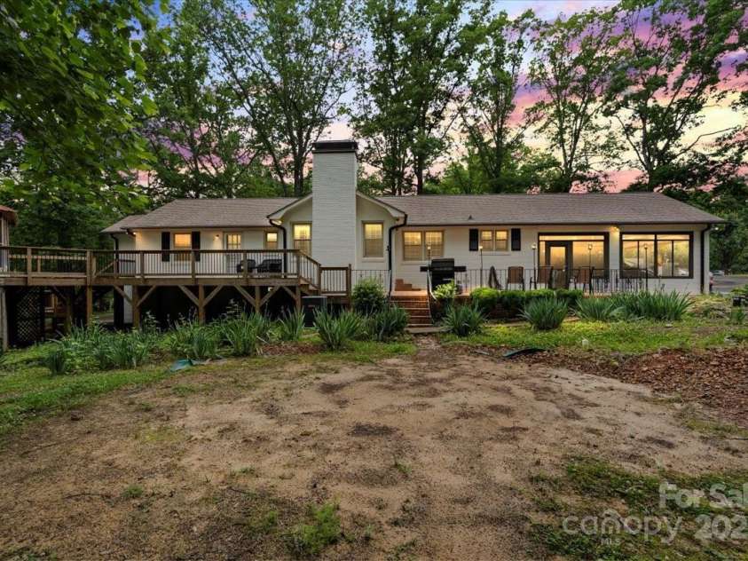 603 Sunnybrook Drive, Monroe, NC 28110.  MLS# CAR4255987, YatesRealty ID 17270. 