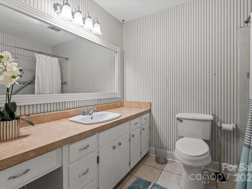 603 Sunnybrook Drive, Monroe, NC 28110.  MLS# CAR4255987, YatesRealty ID 17270. 