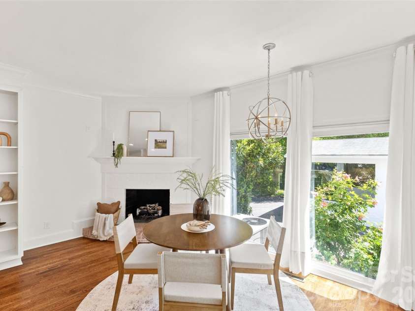 3001 Ferncliff Road, Charlotte, NC 28211.  MLS# CAR4373101, YatesRealty ID 17271. 