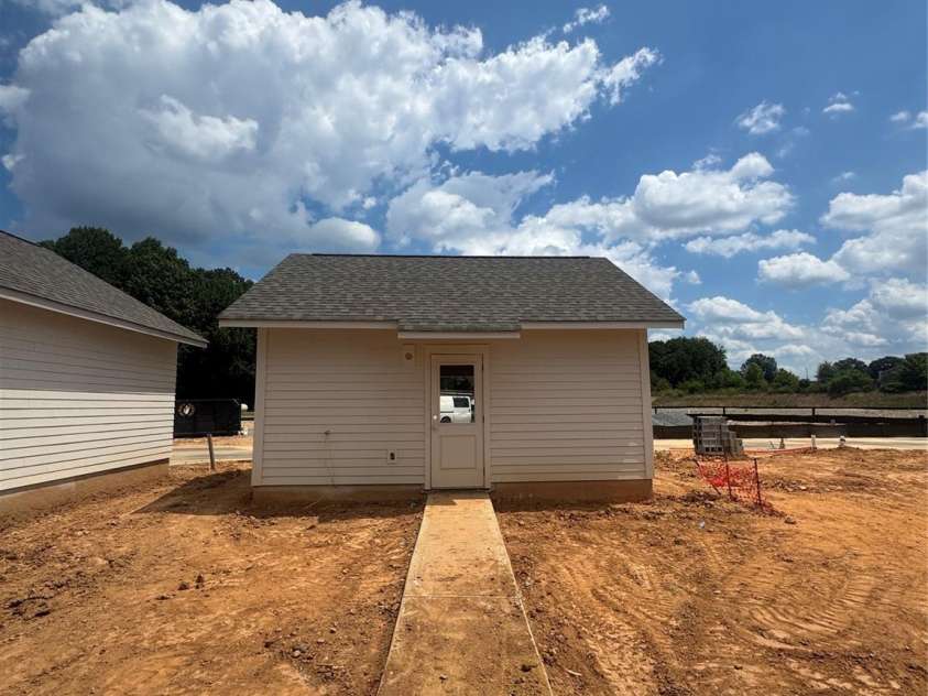 9117 Maybry Park Street, Charlotte, NC 28212.  MLS# CAR4266538, YatesRealty ID 17271. Garage