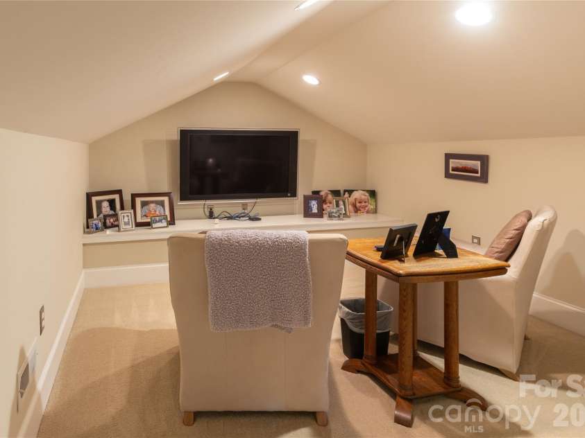 802 Franklin Street, Monroe, NC 28112.  MLS# CAR4312424, YatesRealty ID 17273. 