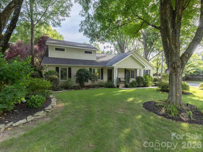 802 Franklin Street, Monroe, NC 28112.  MLS# CAR4312424, YatesRealty ID 17273. 
