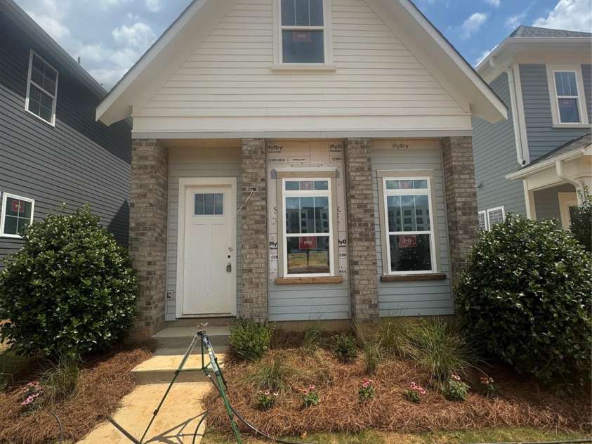 9105 Maybry Park Street, Charlotte, NC 28212.  MLS# CAR4258045, YatesRealty ID 17274. Hampton 1846F