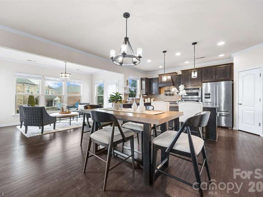 10830 Saltmarsh Lane, Charlotte, NC 28278.  MLS# CAR4349203, YatesRealty ID 17275. Open kitchen living 