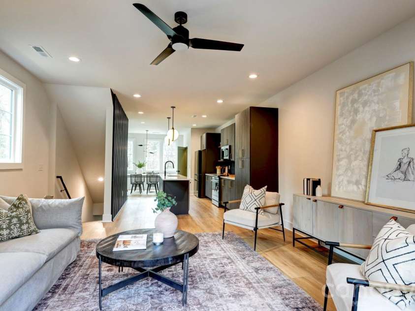 1314 Carolyn Drive, Charlotte, NC 28205.  MLS# CAR4358315, YatesRealty ID 17276. 