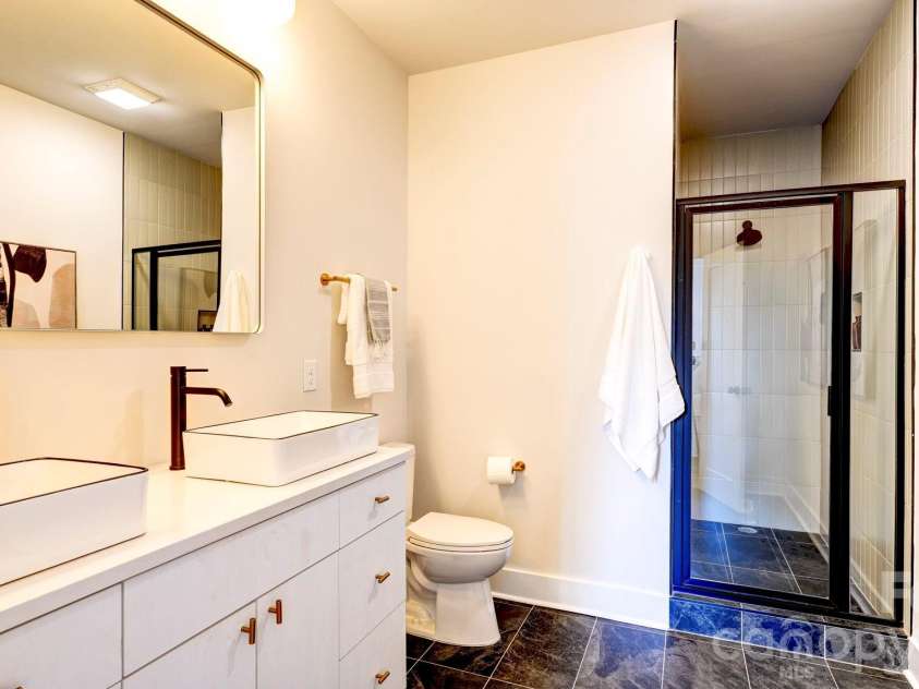 1314 Carolyn Drive, Charlotte, NC 28205.  MLS# CAR4358315, YatesRealty ID 17276. 