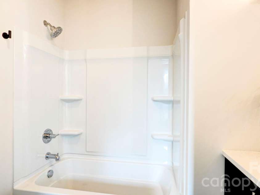 1314 Carolyn Drive, Charlotte, NC 28205.  MLS# CAR4358315, YatesRealty ID 17276. 