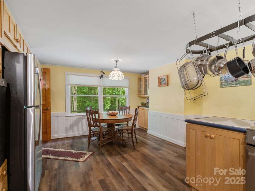 11820 State Highway 197 None, Burnsville, NC 28714.  MLS# CAR4264964, YatesRealty ID 17279. 