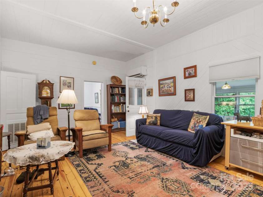 11820 State Highway 197 None, Burnsville, NC 28714.  MLS# CAR4264964, YatesRealty ID 17279. 