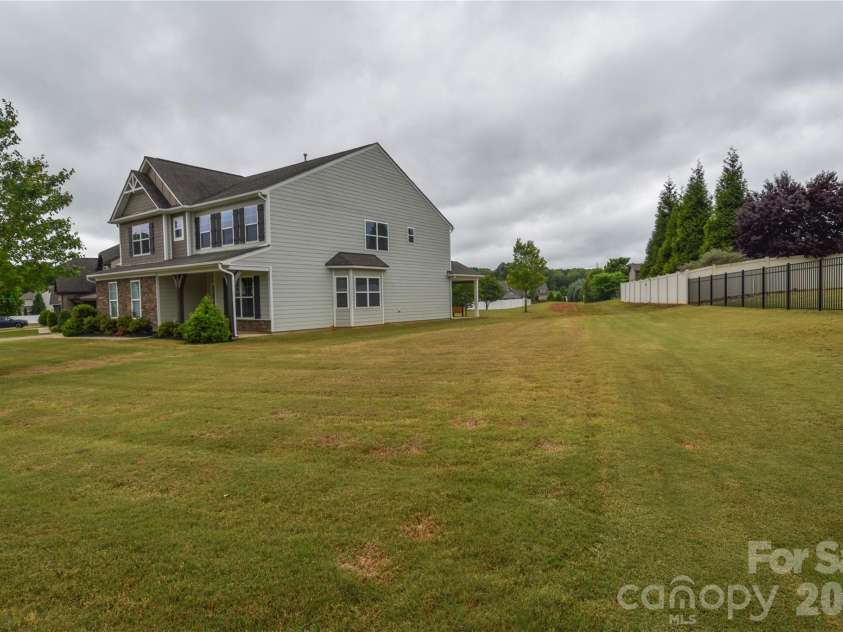 7227 Adirondack Drive, Denver, NC 28037.  MLS# CAR4376346, YatesRealty ID 17280. 