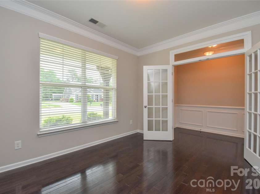 7227 Adirondack Drive, Denver, NC 28037.  MLS# CAR4376346, YatesRealty ID 17280. 