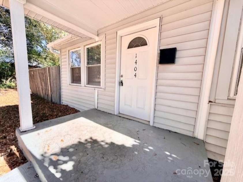 1404 Linwood Road, Gastonia, NC 28052.  MLS# CAR4319807, YatesRealty ID 17281. 