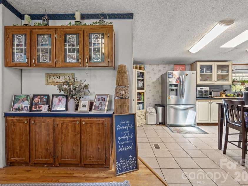 25 Weaver Lane, Black Mountain, NC 28711.  MLS# CAR4374835, YatesRealty ID 17281. 