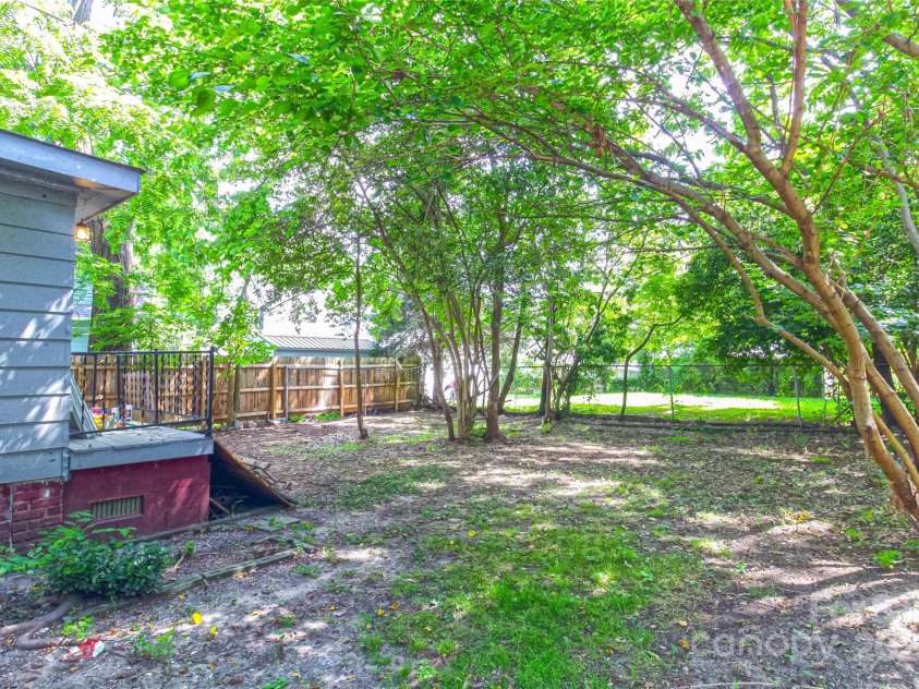 209 Marsh Street, Salisbury, NC 28144.  MLS# CAR4253616, YatesRealty ID 17282. 