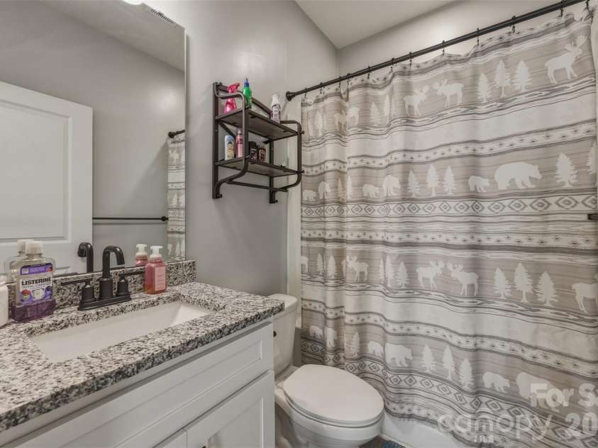 701 3rd Avenue, Gastonia, NC 28054.  MLS# CAR4371262, YatesRealty ID 17282. 
