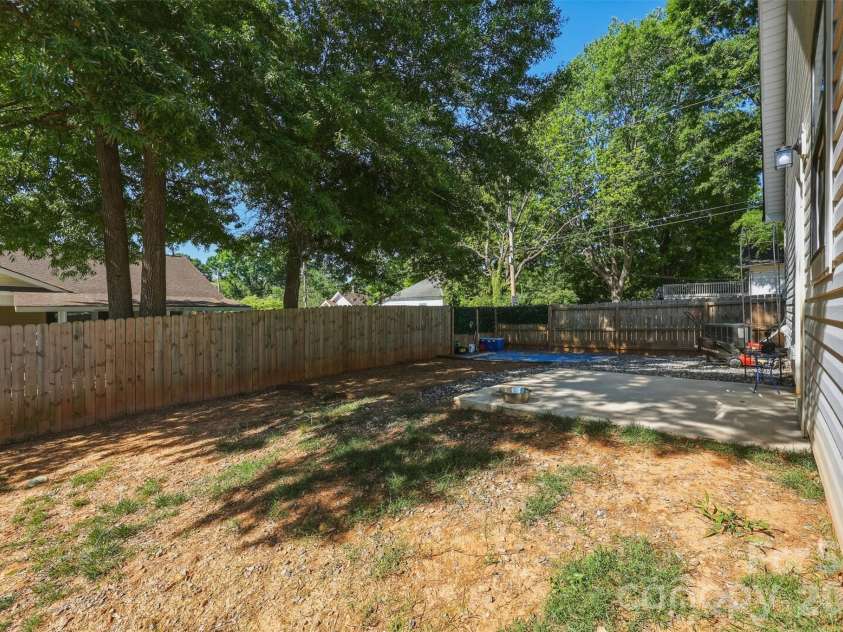 701 3rd Avenue, Gastonia, NC 28054.  MLS# CAR4371262, YatesRealty ID 17282. 