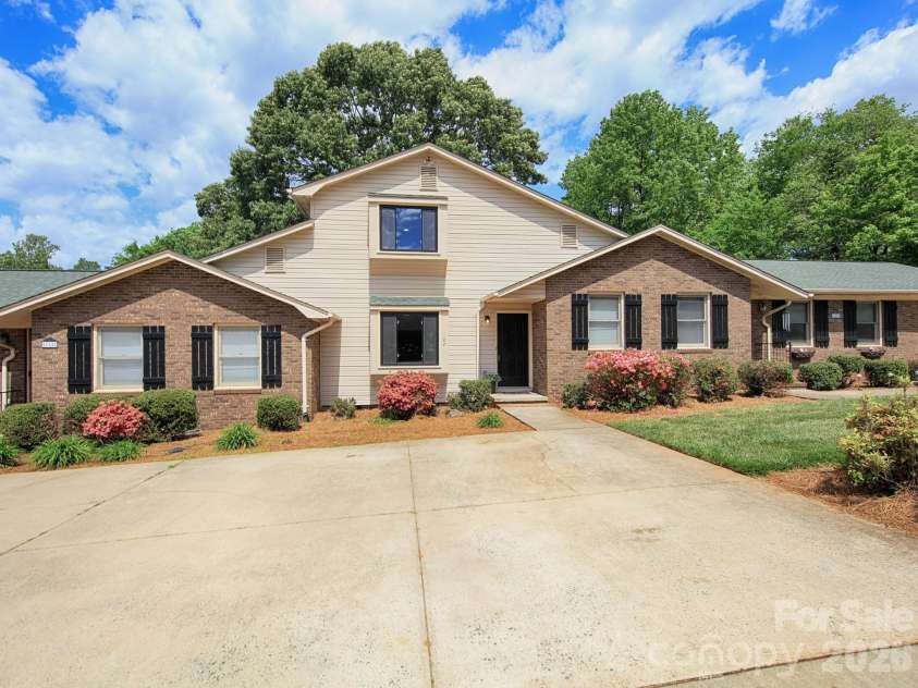 182 Calvin Street, Troutman, NC 28166.  MLS# CAR4372231, YatesRealty ID 17283. 
