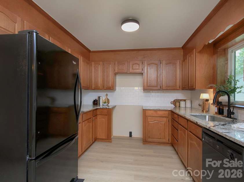 182 Calvin Street, Troutman, NC 28166.  MLS# CAR4372231, YatesRealty ID 17283. 