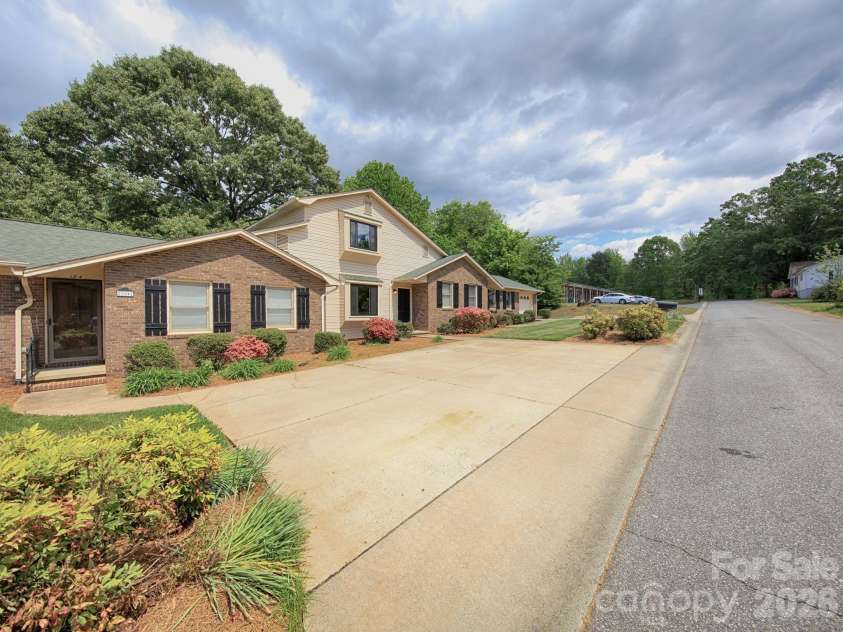 182 Calvin Street, Troutman, NC 28166.  MLS# CAR4372231, YatesRealty ID 17283. 