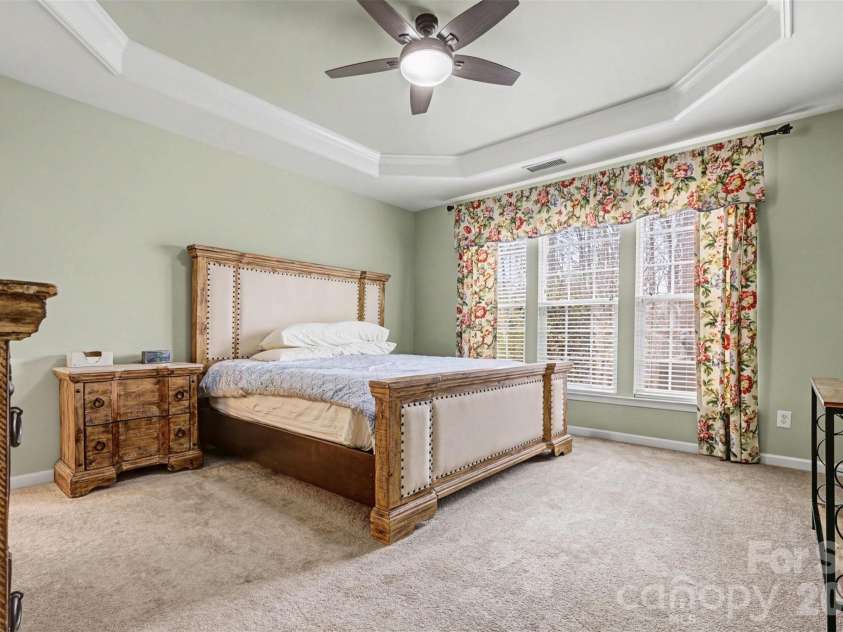 2124 Ashley River Road, Waxhaw, NC 28173.  MLS# CAR4347050, YatesRealty ID 17284. First Floor Primary Bathroom