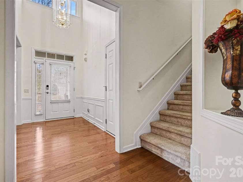 2124 Ashley River Road, Waxhaw, NC 28173.  MLS# CAR4347050, YatesRealty ID 17284. Hallway