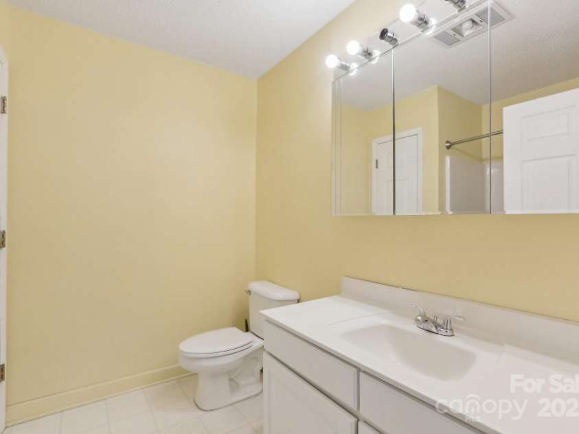 1146 Rogers Road, Graham, NC 27253.  MLS# CAR4266306, YatesRealty ID 17286. 