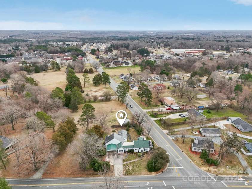 1146 Rogers Road, Graham, NC 27253.  MLS# CAR4266306, YatesRealty ID 17286. 