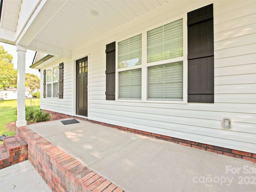 1028 Gibson Street, Albemarle, NC 28001.  MLS# CAR4267155, YatesRealty ID 17287. 