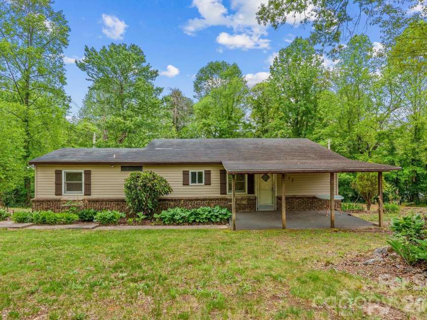 112 Hidden Forest Estate, Candler, NC 28715.  MLS# CAR4371208, YatesRealty ID 17288. 